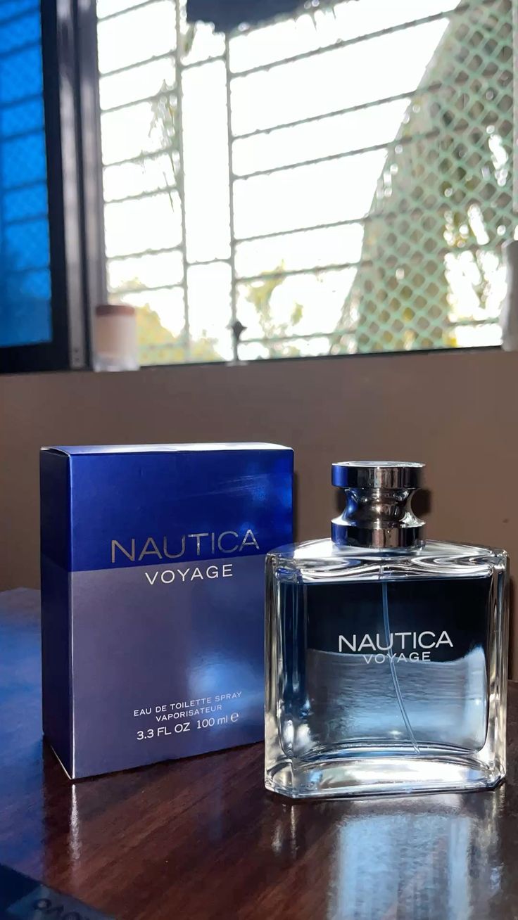 NAUTICA VOYAGE
